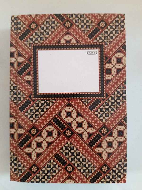 Buku Oktavo Kiky